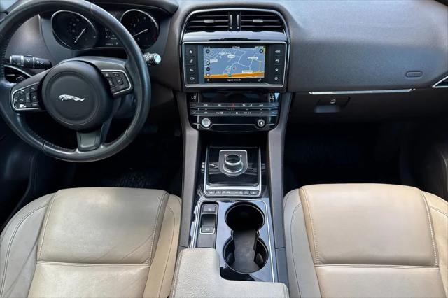 2017 Jaguar F-PACE 35t Prestige