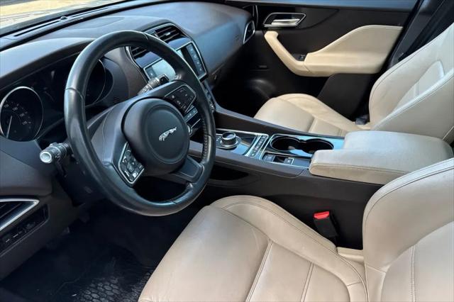 2017 Jaguar F-PACE 35t Prestige