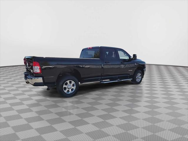 2024 Ram 3500 Big Horn Crew Cab 4x4 8' Box