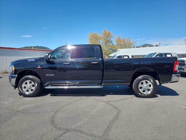2024 Ram 3500 Big Horn Crew Cab 4x4 8' Box
