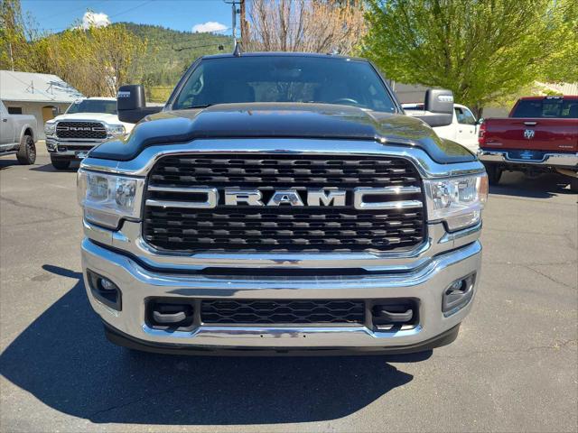 2024 Ram 3500 Big Horn Crew Cab 4x4 8' Box