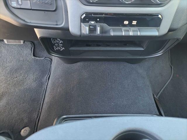 2024 Ram 3500 Big Horn Crew Cab 4x4 8' Box