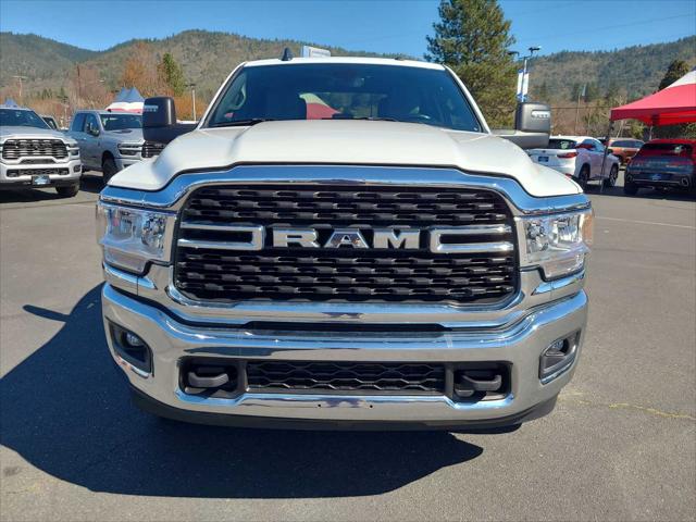 2024 Ram 3500 Big Horn Crew Cab 4x4 8' Box
