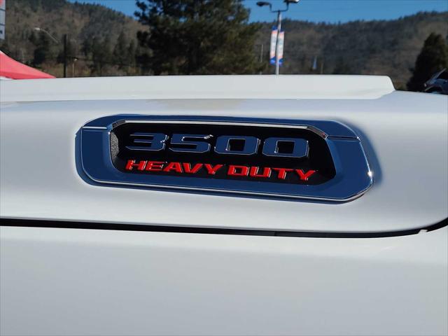 2024 Ram 3500 Big Horn Crew Cab 4x4 8' Box