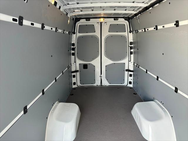 2026 Mercedes-Benz Sprinter 3500 High Roof 4-Cyl Diesel HO