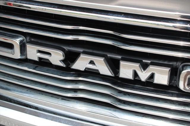 2022 Ram 1500 Laramie Crew Cab 4x4 5'7" Box