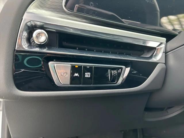 2025 Cadillac iQ Sport 1 RWD