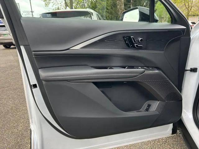 2025 Cadillac iQ Sport 1 RWD