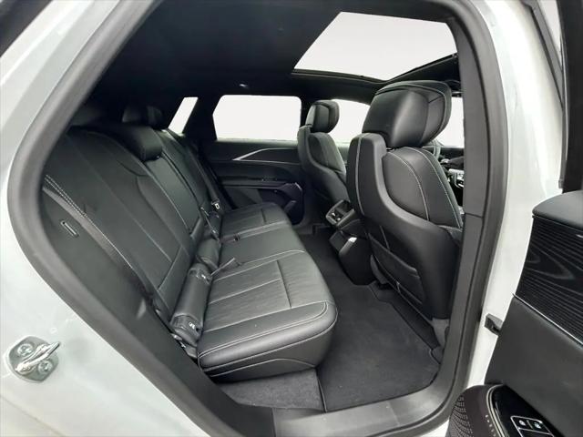 2025 Cadillac iQ Sport 1 RWD