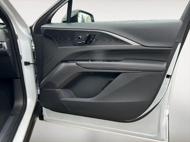 2025 Cadillac iQ Sport 1 RWD