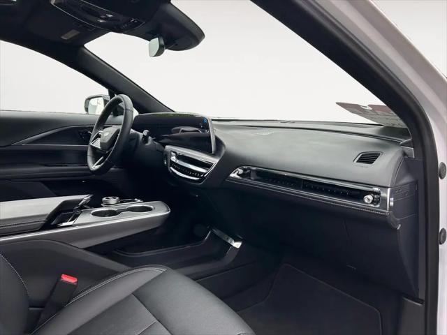 2025 Cadillac iQ Sport 1 RWD