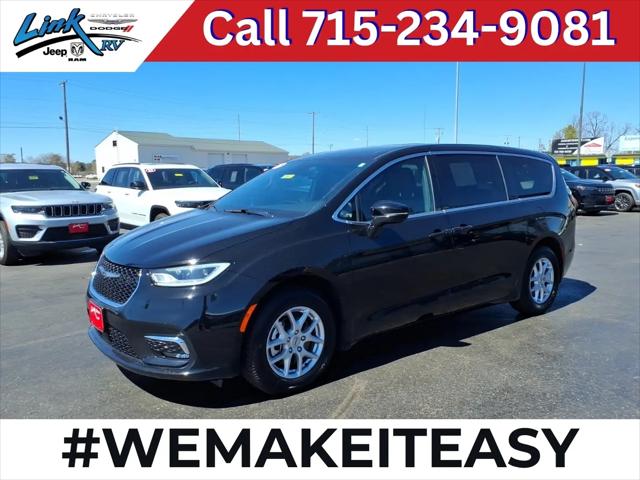 2025 Chrysler Pacifica Select for sale in Rice Lake, WI