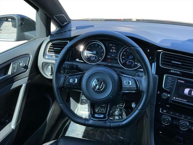 2017 Volkswagen Golf R 4-Door w/DCC & Navigation