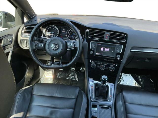 2017 Volkswagen Golf R 4-Door w/DCC & Navigation