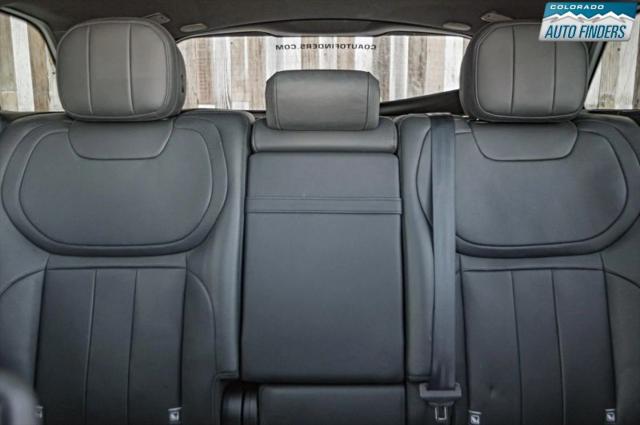 2025 Land Rover Range Rover Sport P360 SE