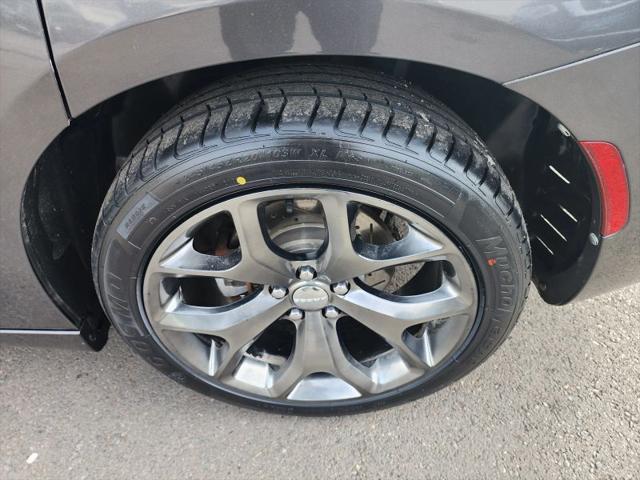 2015 Dodge Charger SXT