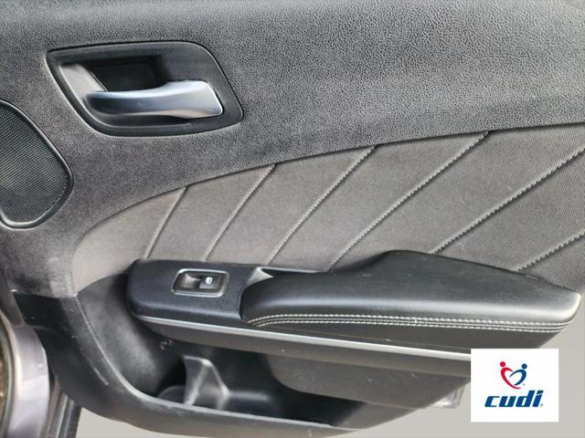 2015 Dodge Charger SXT