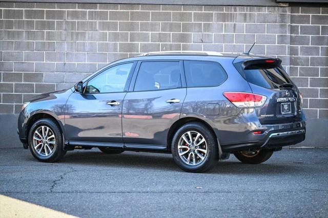 2013 Nissan Pathfinder SV
