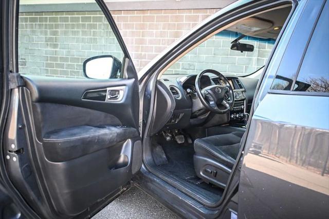 2013 Nissan Pathfinder SV