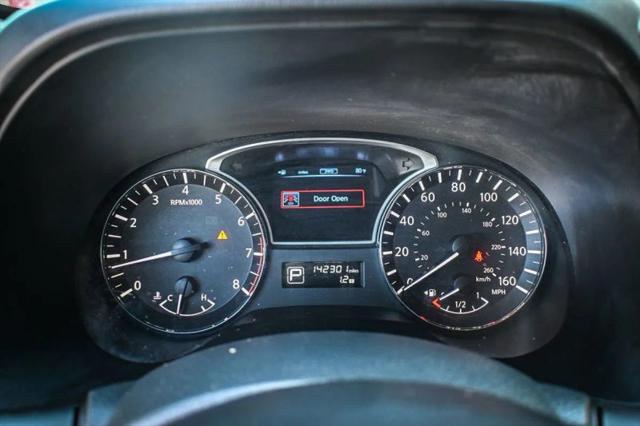 2013 Nissan Pathfinder SV