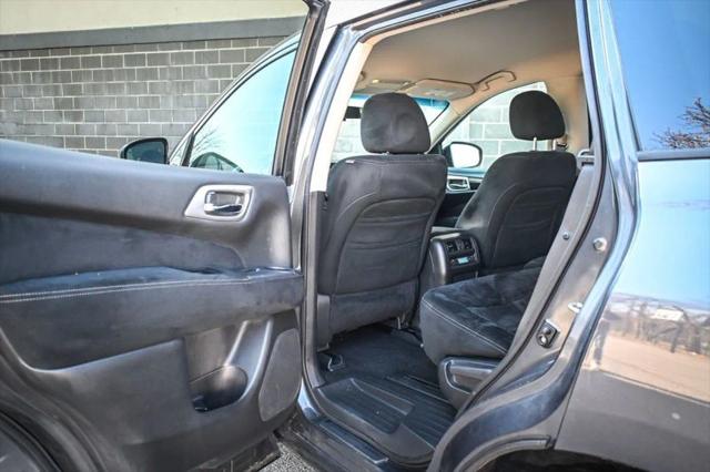 2013 Nissan Pathfinder SV