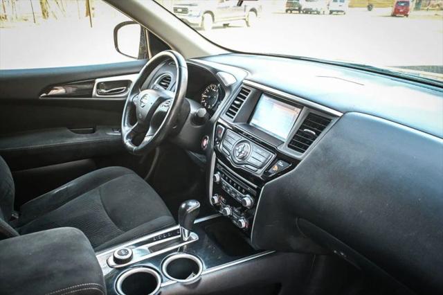 2013 Nissan Pathfinder SV
