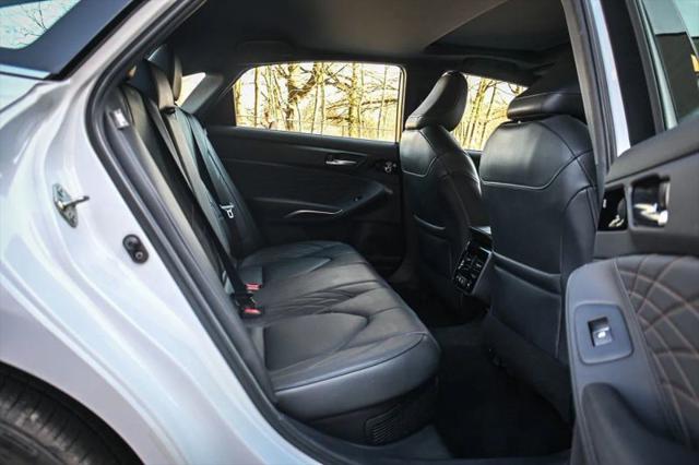 2021 Toyota Avalon Limited Hybrid