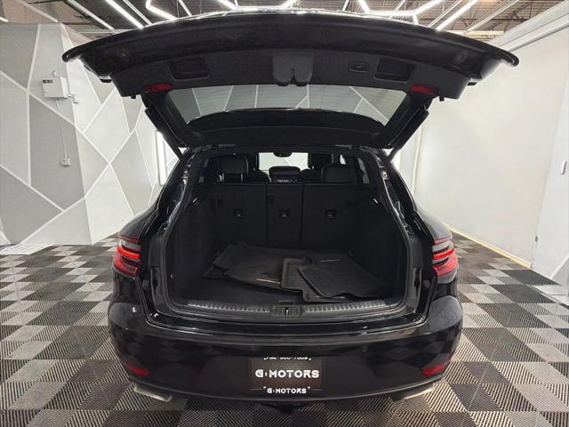 2018 Porsche Macan Base