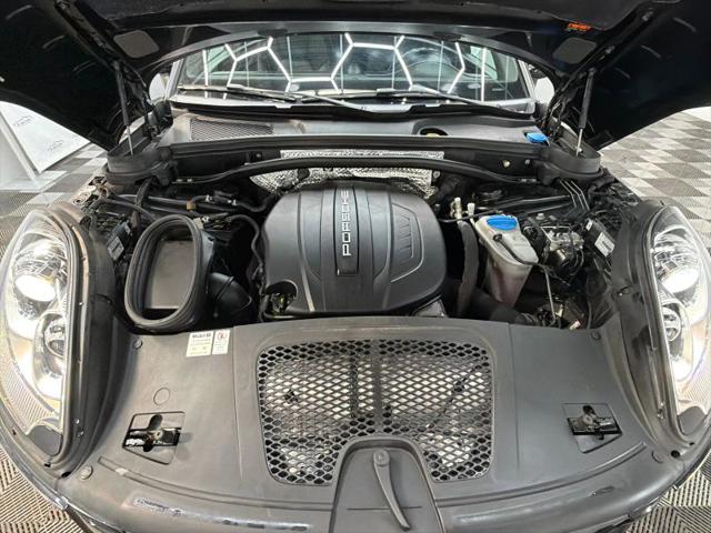 2018 Porsche Macan Base