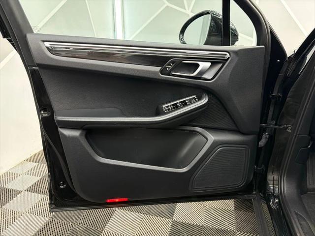 2018 Porsche Macan Base