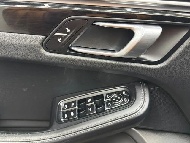 2018 Porsche Macan Base