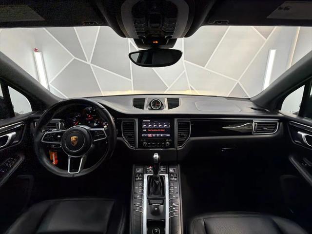 2018 Porsche Macan Base