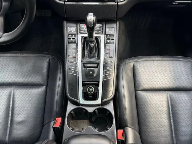 2018 Porsche Macan Base