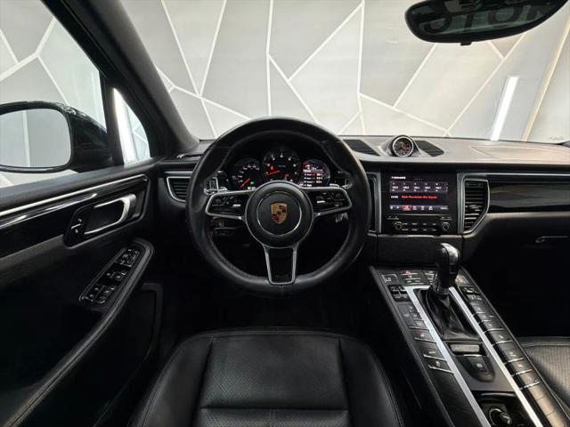 2018 Porsche Macan Base