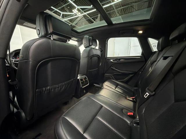 2018 Porsche Macan Base