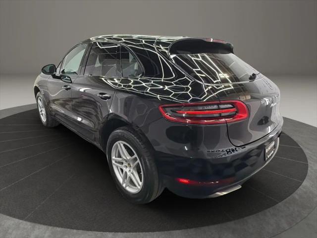 2018 Porsche Macan Base