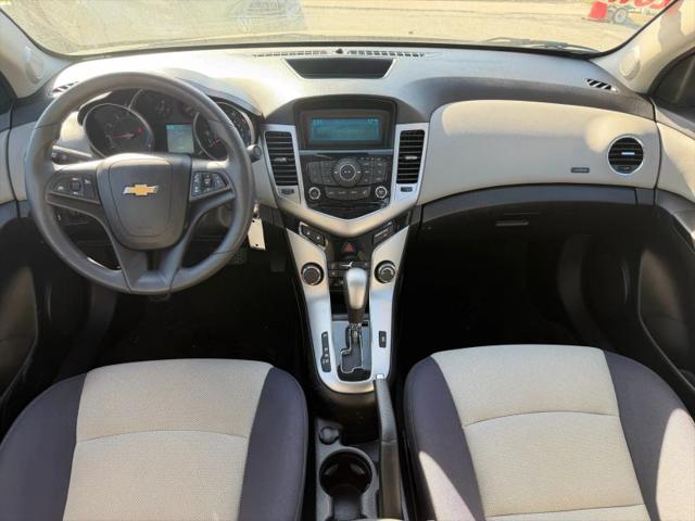 2013 Chevrolet Cruze LS Auto