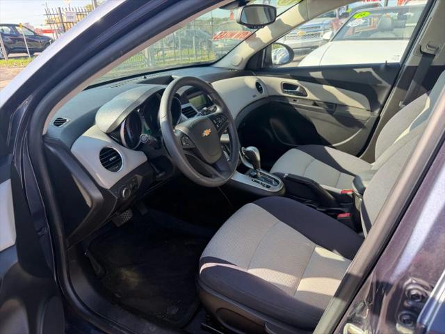 2013 Chevrolet Cruze LS Auto