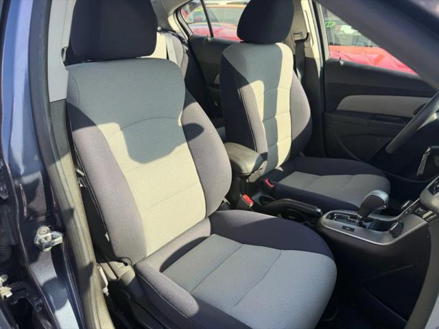 2013 Chevrolet Cruze LS Auto