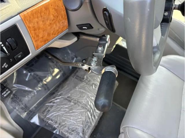 2010 Chrysler Town & Country Limited