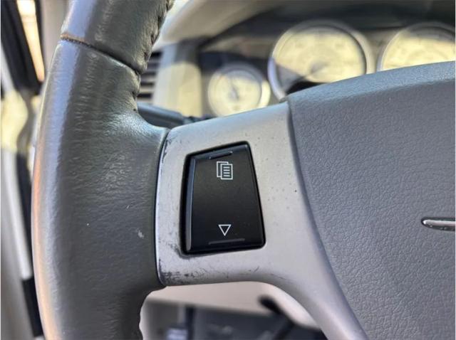 2010 Chrysler Town & Country Limited