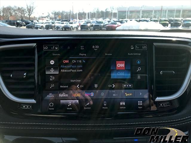 2026 Chrysler Pacifica Select AWD