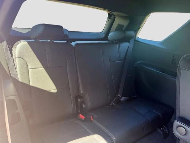 2023 Chevrolet Traverse FWD RS