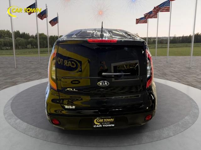 2018 Kia Soul Base