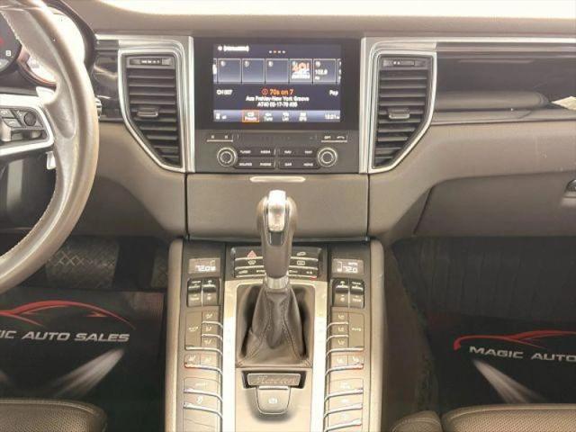 2017 Porsche Macan Base