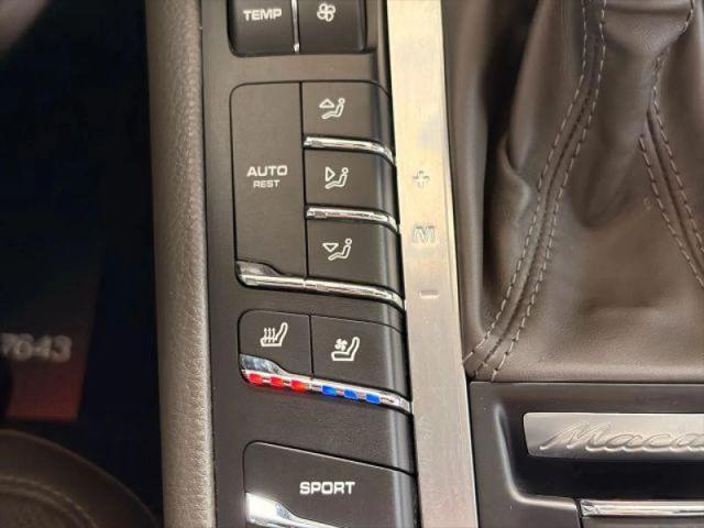 2017 Porsche Macan Base