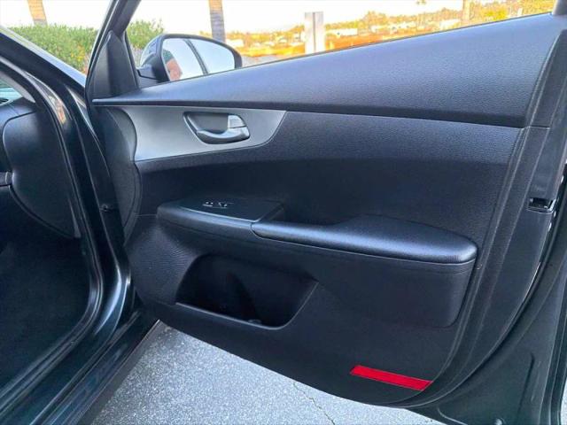 2021 Kia Forte FE