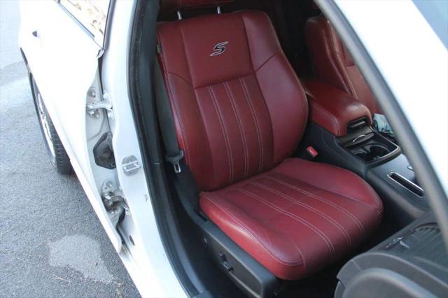2013 Chrysler 300 300S