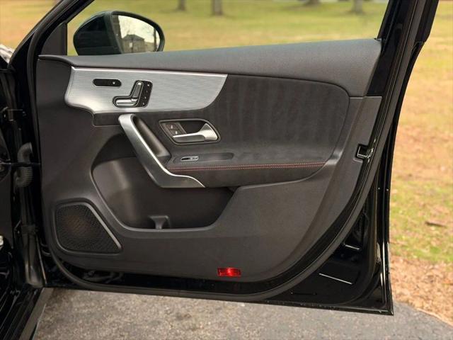 2020 Mercedes-Benz A 220 4MATIC