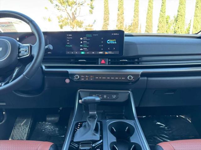 2025 Kia Carnival MPV SX Prestige
